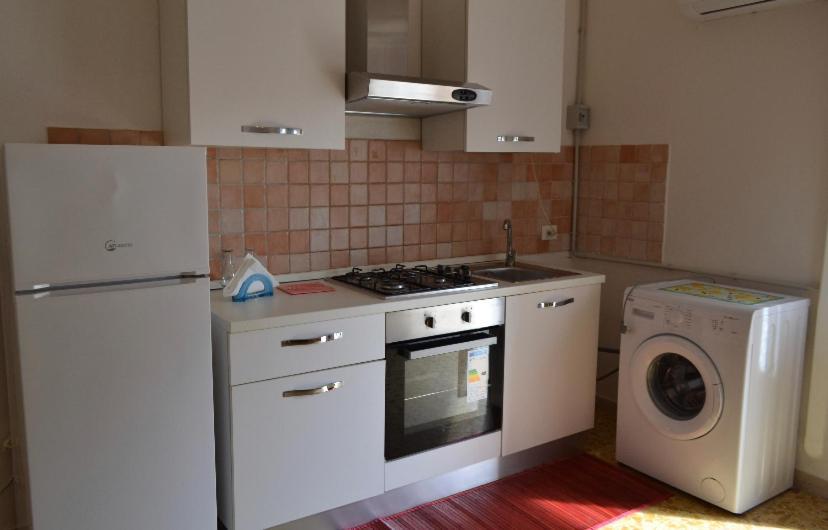 Flat In Olbia Centro Apartment ภายนอก รูปภาพ